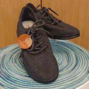 NWOT JSport Memory Foam SZ 9M Grey Lace Ups By Jambu.